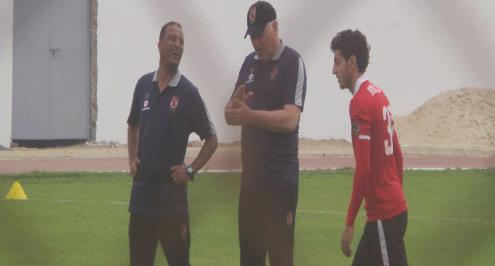 عرابي: "عدم التوفيق" سبب الخسارة والقمة مازالت في أيدينا